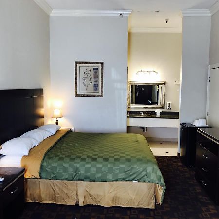 Castaic Inn Six Flags Valencia ภายนอก รูปภาพ
