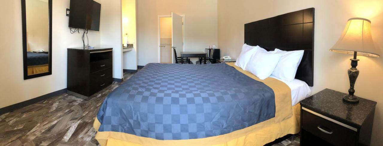 Castaic Inn Six Flags Valencia ภายนอก รูปภาพ